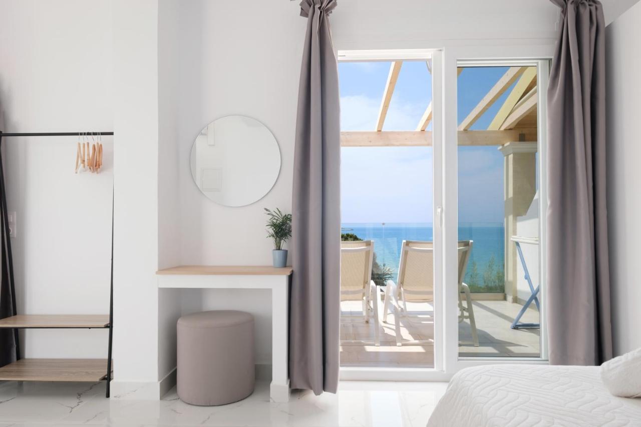 Diamond Arillas Luxury Apartments Eksteriør bilde